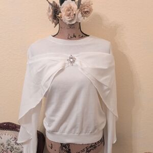 Elegant White Sweater with Brooch